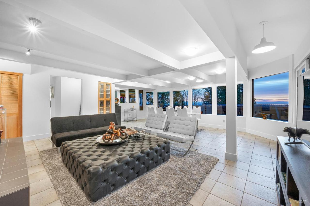 Cypress: Private Bedroom/Bathroom/Office, With Shared Pool, Hot Tub Норт Ванкувър Екстериор снимка