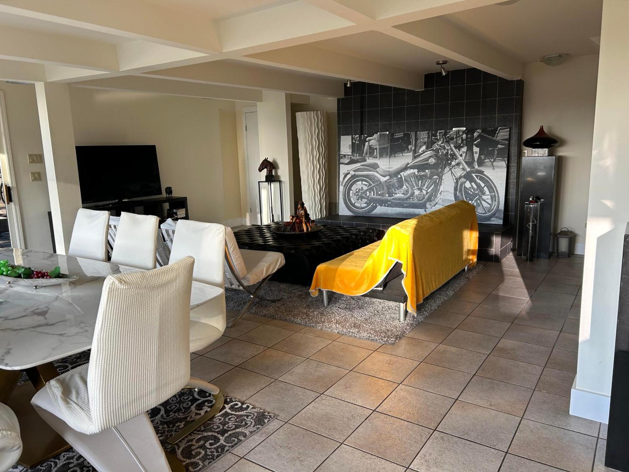 Cypress: Private Bedroom/Bathroom/Office, With Shared Pool, Hot Tub Норт Ванкувър Екстериор снимка